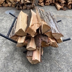 薪　4箱！　焚き火やBBQなどにの画像