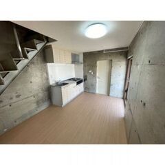 💚上熊谷！鉄筋コンクリのシャープな戸建て３DK💚コンクリ打ちっぱ...