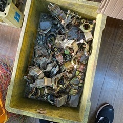 単管 パイプ　足場　クランプ　自在　直交　垂木止めの画像