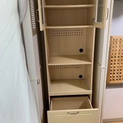 食器棚 譲り先決まりました★
