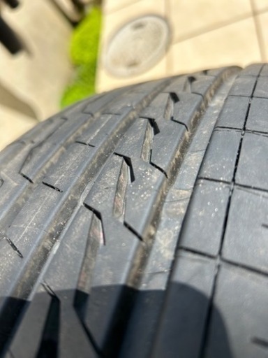 ブリヂストンALENZA LX100 225/55R19 99V