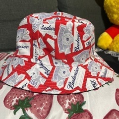 ニューエラ バドワイザーコラボ  リバーシブルの画像