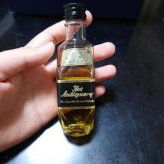 ウイスキー　特級　The Antiquary 50ml 43度