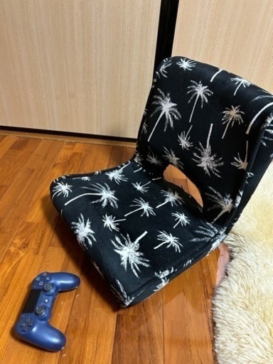 コンパクト座椅子
