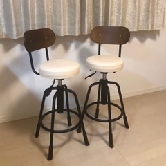 カウンターチェア×2  6月末まで