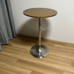 ハイテーブルの画像