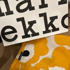 marimekko エプロンの画像