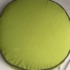 Yogibo Round Pillow（ヨギボー ラウンド ピロー）の画像
