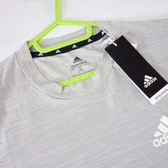 【No.62】新品タグ付 adidas ストレッチ トレーニング 半袖Tシャツ Lサイズの画像