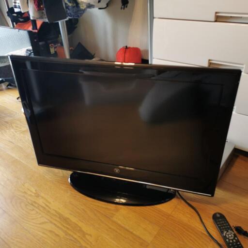 32インチ　液晶テレビ