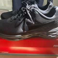 NIKE ランニングシューズ　27センチ