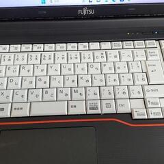 ☆(最終値下)美品Fujitsu A574/H Win11 ほぼ新品SSD512GBメモリ8GB  Corei5  Ms office  の画像
