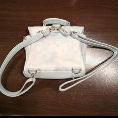 子供服3着と手提げバッグのセットの画像