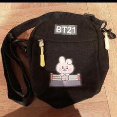 BT21　肩掛けカバン　COOKY