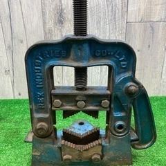 中古品 □ REX パイプバイス No.2 □ 発 □ ITXKNP81EYPUの画像