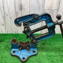 中古品 □ REX パイプバイス No.2 □ 発 □ ITXKNP81EYPUの画像