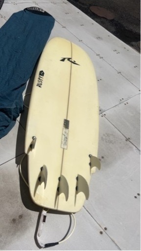 サーフボード　ショートボード　5.9