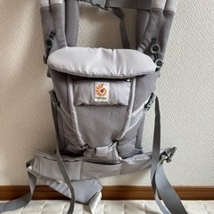 エルゴベビー　アダプトクールエアー　グレー