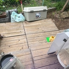 庭においてあるパレット