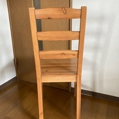 木製チェアの画像