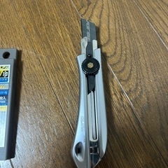カッター　カッター刃(新品2枚)の画像