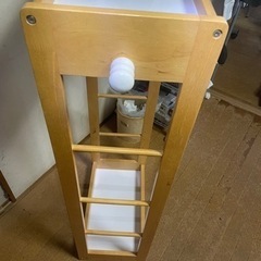 子供用洋服かけの画像