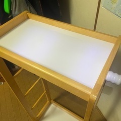 子供用洋服かけの画像