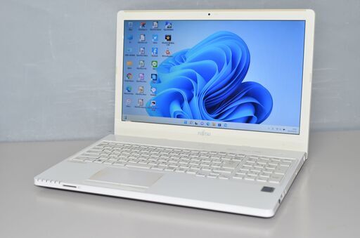 中古良品ノートパソコン Windows11+office 新品爆速SSD256GB 富士通 AH42/W Celeron-3205U/メモリ4GB/15.6インチ/webカメラ/無線/DVDマルチ