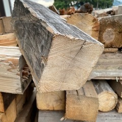 来年の薪準備できてますか？　薪材　格安の画像