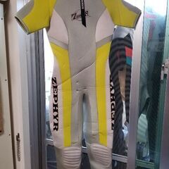 ダイビング　ウェットスーツ　中古品　女性サイズの画像