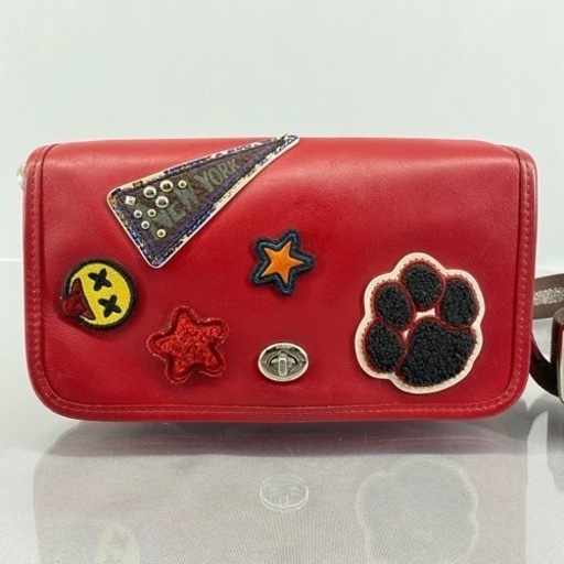 COACH 現行オールドコーチ レアモデル ななめがけショルダーバッグ 赤レザー ターンロック クロスボディバッグ