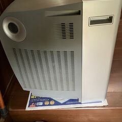 東芝 DVD VHS 内臓テレビ ビデオ 一体型 21VD17　ブラウン管の画像