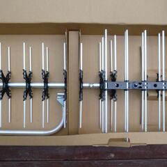 DXアンテナ　UHF14素子高利得アンテナ　UAX14P2 弱電界地域用　新品未使用の画像
