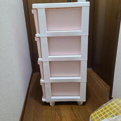無料★四段衣装ケースキャスター付き★引取限定の画像