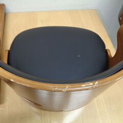 訳あり品（脚部スチールなし・木製座面部分のみ）　システムK カウンターチェア バーチェア 非対称デザイン 木製　背もたれ ヴィンケル　uni8213の画像