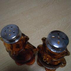 塩コショウ入れ物の画像