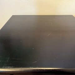 オリエンタルなサイドテーブルの画像