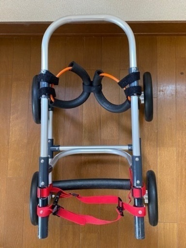 ワンちゃん用四輪車椅子