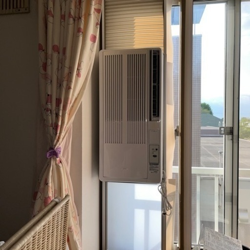 ウインド型ルームエアコン（お値段お下げしました）