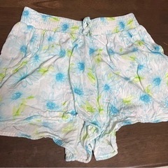 ショートパンツ一枚80円