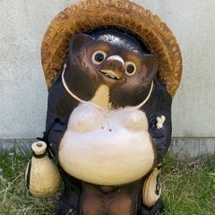 たぬきの置物　信楽焼　高さ64㎝