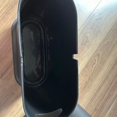 タッチ開閉ごみ箱の画像