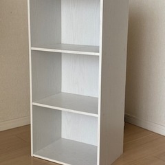 カラーボックス　3段　さしあげます