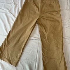 【ZARA BASIC】フロントにポケットがあるチノパンの画像