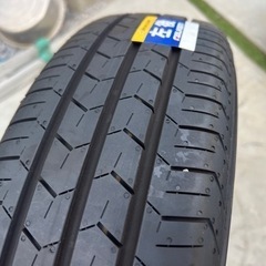 165/65R15 ダイハツタフト純正品の画像