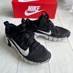 受け渡し決まりました　ナイキ フリー メトコン 3 NIKE FREE METCON 3 ブラック/ホワイト CJ0861-010 の画像