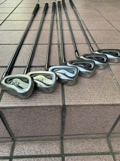 ゼクシオ4アイアンセット