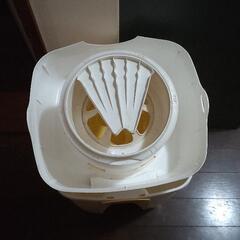 おむつゴミ箱の画像