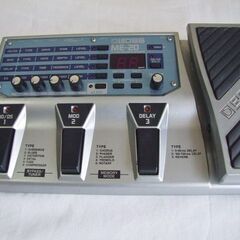 ★★大幅値引き★★ 美品　ＢＯＳＳ　ＭＥ－２０　マルチエフェクタ...