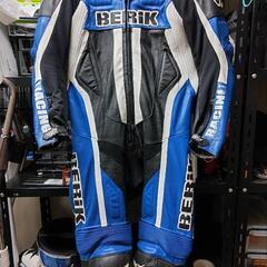 ベリックレーシングスーツ！